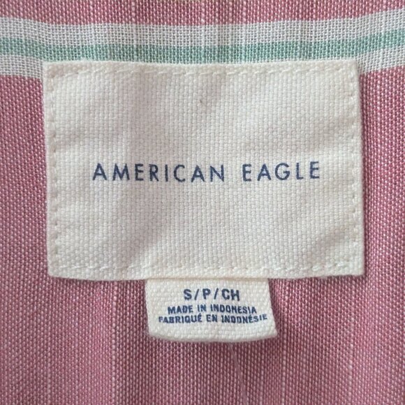 American Eagle Short Sleeve Striped Button Up Shirt Size Small - Picture 3 of 7